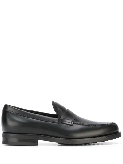 Tod's Smooth Leather Moccasin Loafers With Subtle Stitching