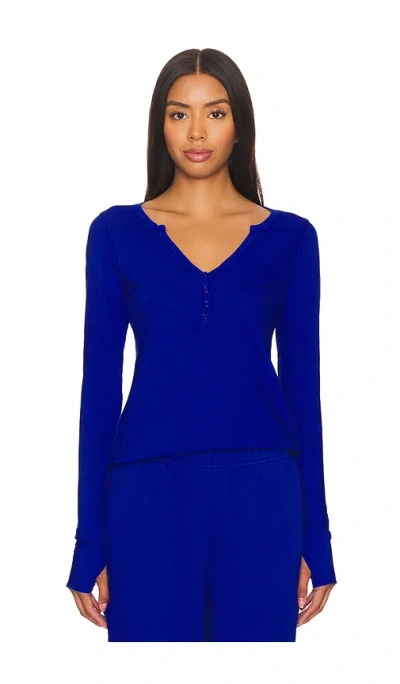 Shop Michael Lauren Tahoe Fitted Long Sleeve Henley W/ Thumbhole Top In Royal