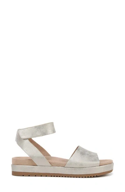 Soul Naturalizer Deara Ankle Strap Flatform Sandals In Light Gold Faux Leather