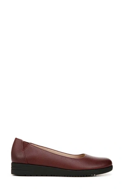 Soul Naturalizer Idea Ballet Wedge Slip-on Flat In Wine Faux Leather