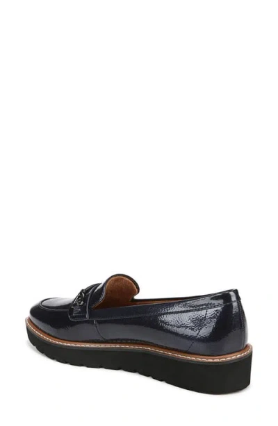 Naturalizer Elin Lug Sole Loafers In Midnight Blue Faux Leather