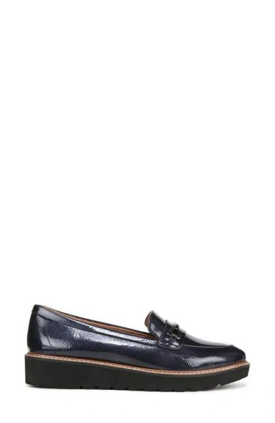 Naturalizer Elin Lug Sole Loafers In Midnight Blue Faux Leather
