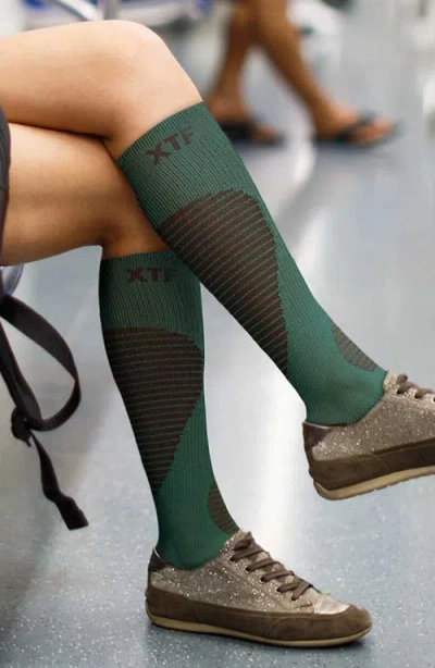 Extreme Fit Assorted 6-pack Targeted Compression Socks In Black Assorted
