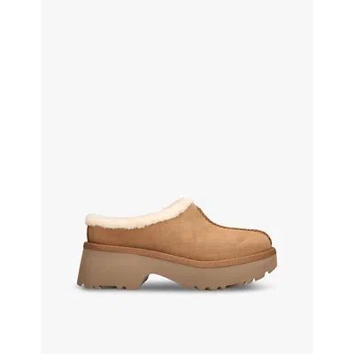 Ugg Woman New Heights Cozy Clog Shoes In Tan