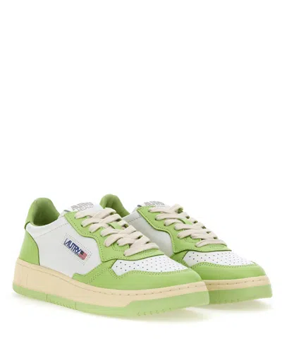 Autry White And Green Two-tone Leather Medalist Low Sneakers In Multicolor
