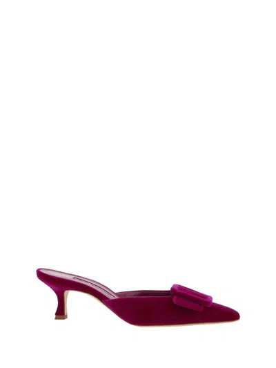 Manolo Blahnik Pumps In Red