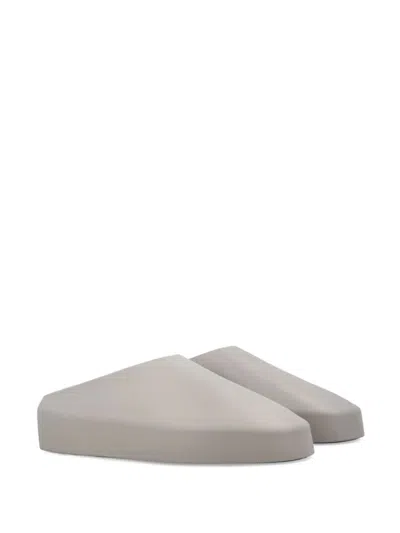 Fear Of God California 2.0 Slippers In Grey