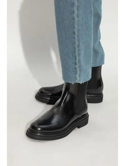 Dolce & Gabbana Leather Chelsea Ankle Boots In Black