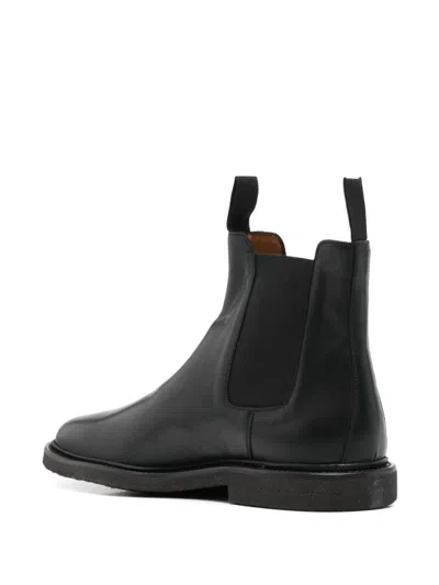 Common Projects Chelsea Boots In Black