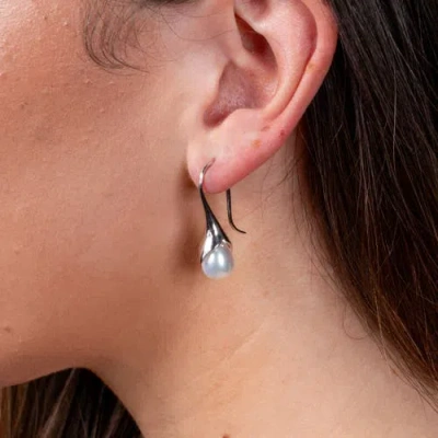 Lucy Quartermaine Peral Drop Earrings In Sterling Silver
