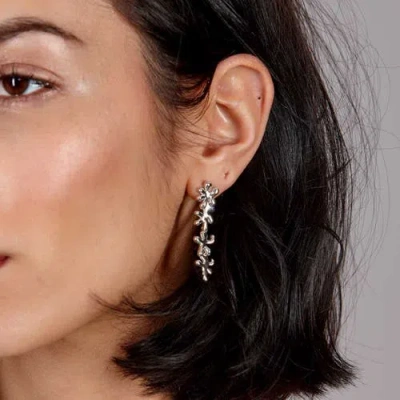 Lucy Quartermaine 4 Drop Splash Earrings In Sterling Silver