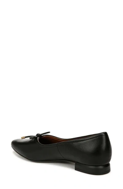 Naturalizer Joiner Pointed Toe Ballet Flats In Black Leather