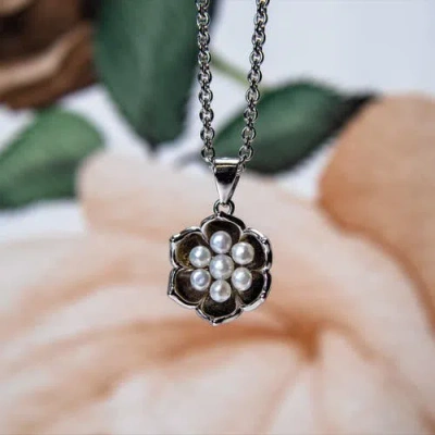 Lucy Quartermaine Royal Pearl Flower Pendant In Sterling Silver