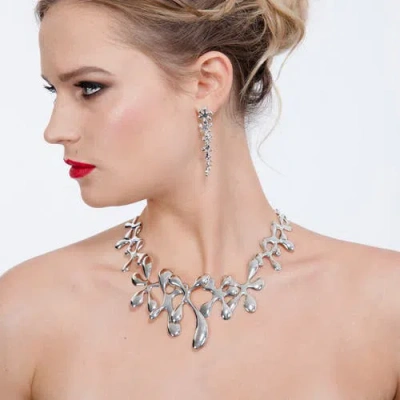Lucy Quartermaine Large Splash Necklace In Sterling Silver