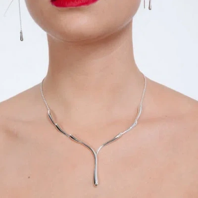 Shop Lucy Quartermaine Single Melting Necklace In Sterling Silver