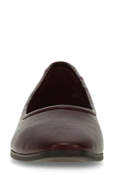Baretraps Women's Tania Casual Flats In Bloodstone