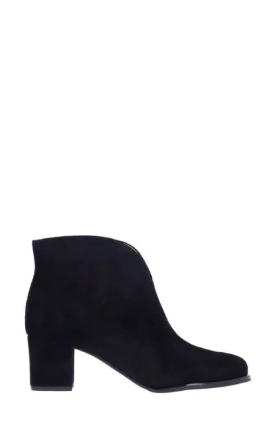 Shop L'amour Des Pieds Phinn Bootie In Black