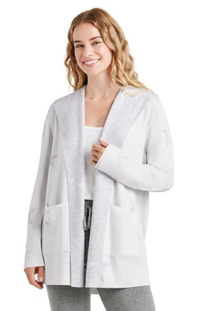Splendid Sydney Star Print Reversible Open Front Hooded Cardigan In Pale Oak Stars