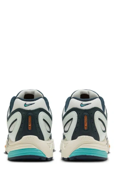 Nike Air Pegasus 2k5 Sneaker In Sail/ Green/ Coconut Milk