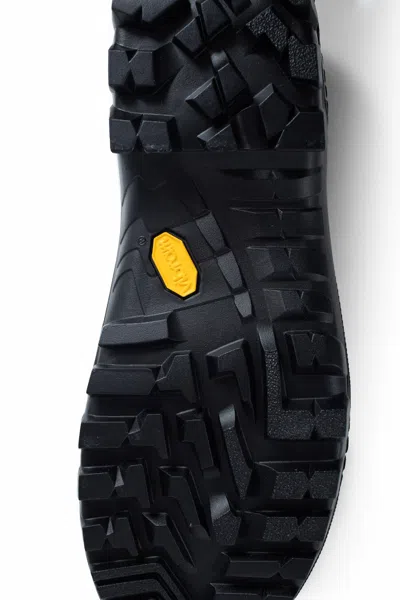 Demon Unisex Black Sneakers In Black