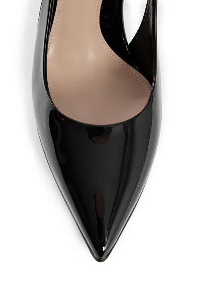 Gucci Signoria Embellished Patent-leather Slingback Pumps In Black