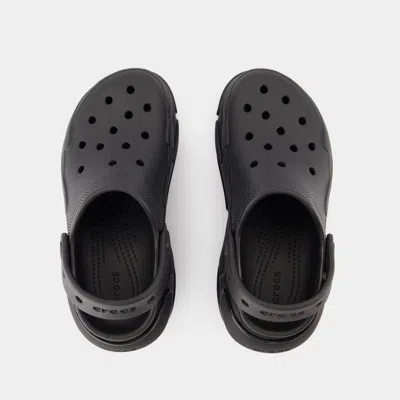 Crocs Classic Platform Glitter Sandals In Black