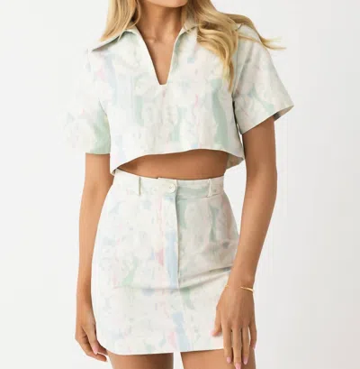 Matthew Bruch Short Sleeve Popover Shirt In Tropical Printed Denim In White