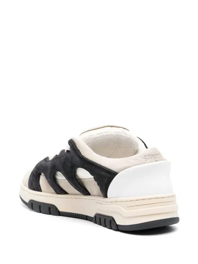 Santha Sneakers Model 1