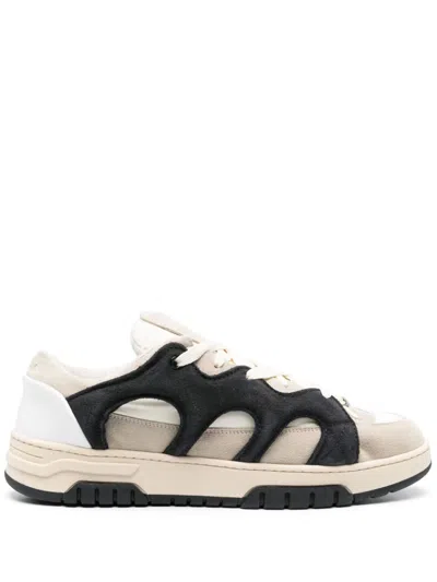 Santha Sneakers Model 1