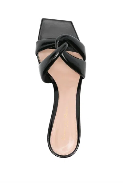 Gianvito Rossi Amour 55 Leather Heeled Mules In Black