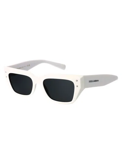 Dolce & Gabbana Full Frame Sunglasses In 331287 White