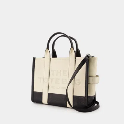 Shop Marc Jacobs The Medium Tote In White