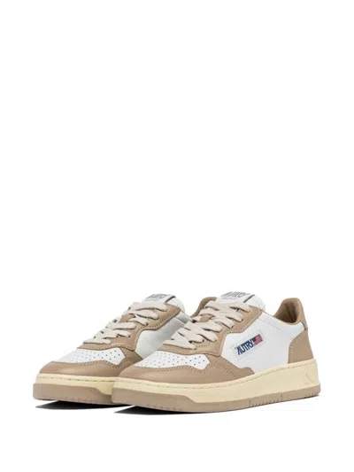 Shop Autry Medalist Low Leather Sneakers In Beige