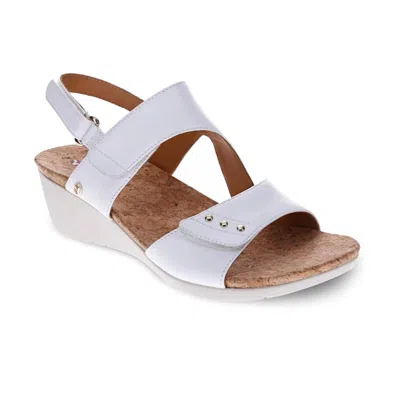Revere Grenada Sandal - Medium Width In Coconut In White