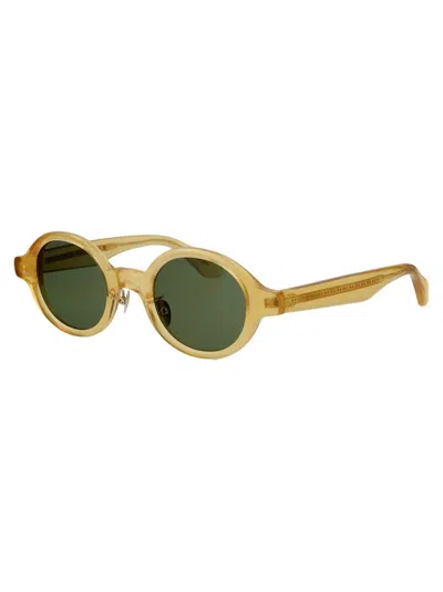 Giorgio Armani 0ar8205 Sunglasses In 60632a Transparent Honey