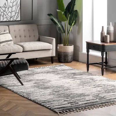 Nuloom Seren Plush Faded Abstract Tassel Area Rug