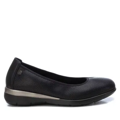 Xti Women's Flat Ballerina In Black In Black