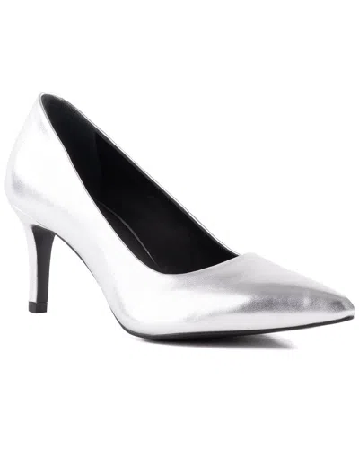 SEYCHELLES MOTIVE LEATHER PUMP 