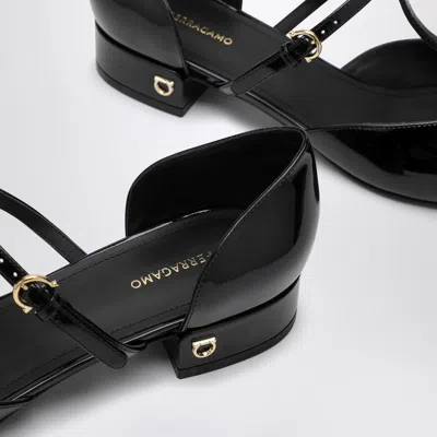 Ferragamo Elegant Patent Leather Ballet Flats With Golden Accents In Black