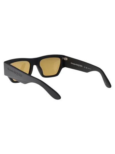 Alexander Mcqueen Alexander Mc Queen Sunglasses Am0393 S 003