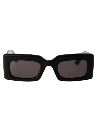 Alexander Mcqueen Alexander Mc Queen Sunglasses Am0433 S 001