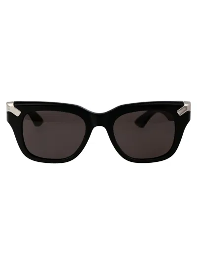 Alexander Mcqueen Alexander Mc Queen Sunglasses Am0439 S 001