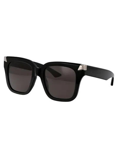 Alexander Mcqueen Alexander Mc Queen Sunglasses Am0440 S 001