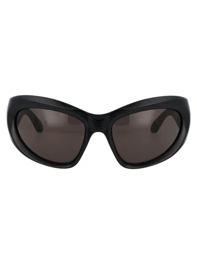 Balenciaga Bb0228s Sunglasses In Gold