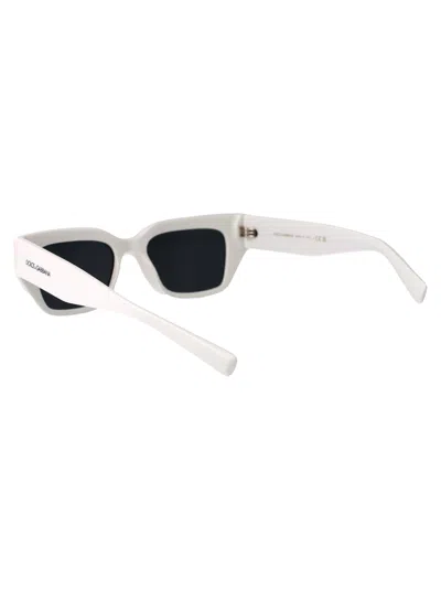 Dolce & Gabbana Cat Eye Sunglasses 0 Dg4462 331287