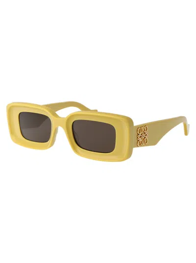 LOEWE LOEWE SUNGLASSES LW40101 I 39 E 