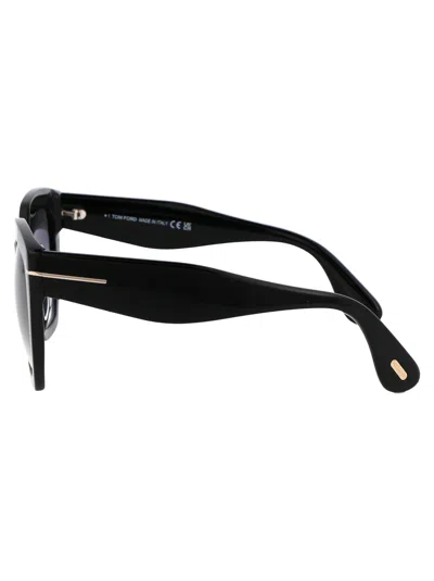Tom Ford Squared Sunglasses Ft0939 01 B