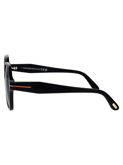 Tom Ford Squared Sunglasses Ft1032 01 A