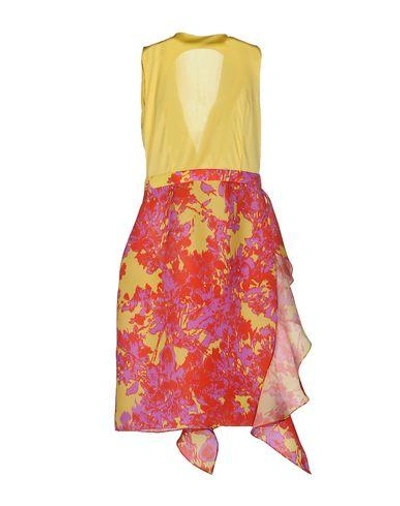 Shop Emanuel Ungaro Knee-length Dresses In Yellow