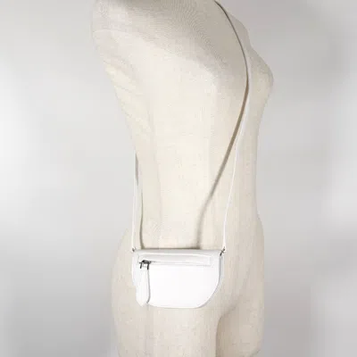 Pre-owned Burberry Olympia White Leather Shoulder Bag ()